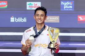 AI Pelatih Pribadi Usang? Atlet 2026 Justru Pakai 'Human Mirror' - Teknologi Biomekanik yang Tiru Presis Gerakan Legenda secara Real-Time.